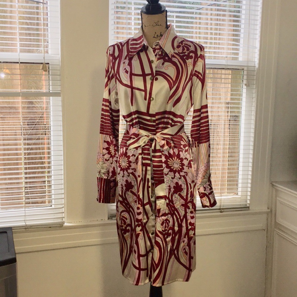 EUC BCBCMaxAzria Shirtdress